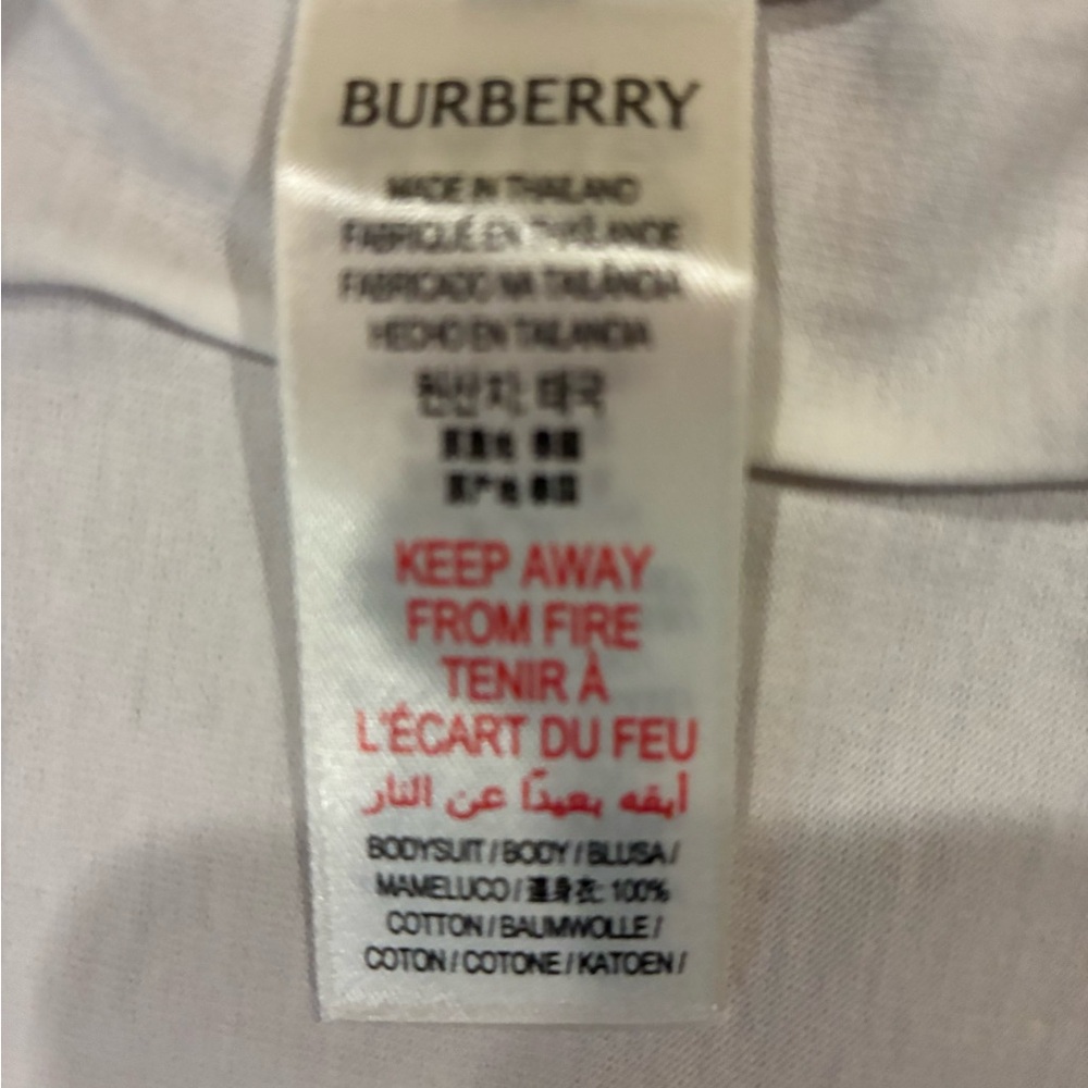 NWT- Burberry Bodysuit & Check Bandana Bib Set - Picture 11 of 15